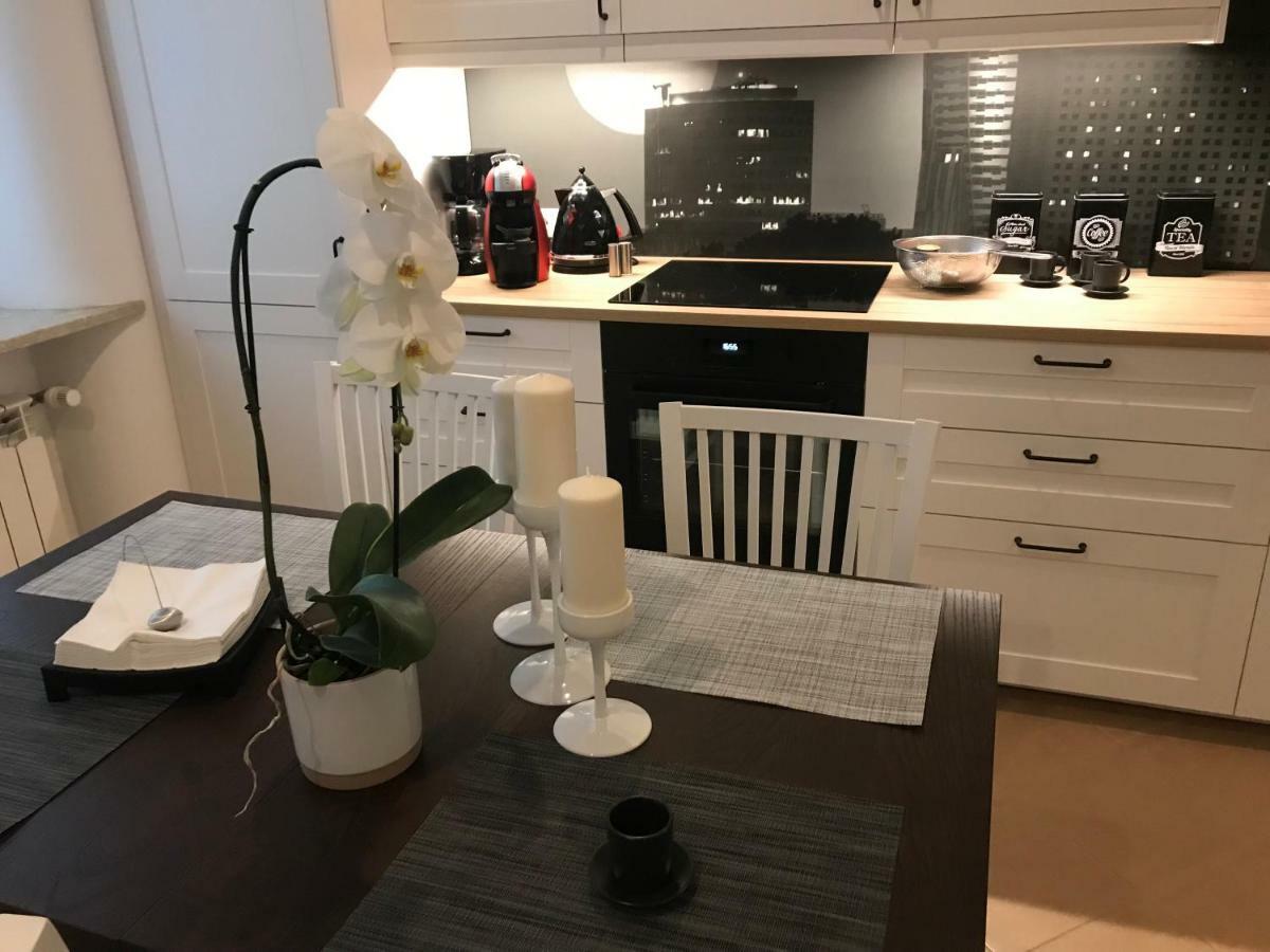Ferienwohnung Stare Miasto Swietojerska 12 Warschau Exterior foto