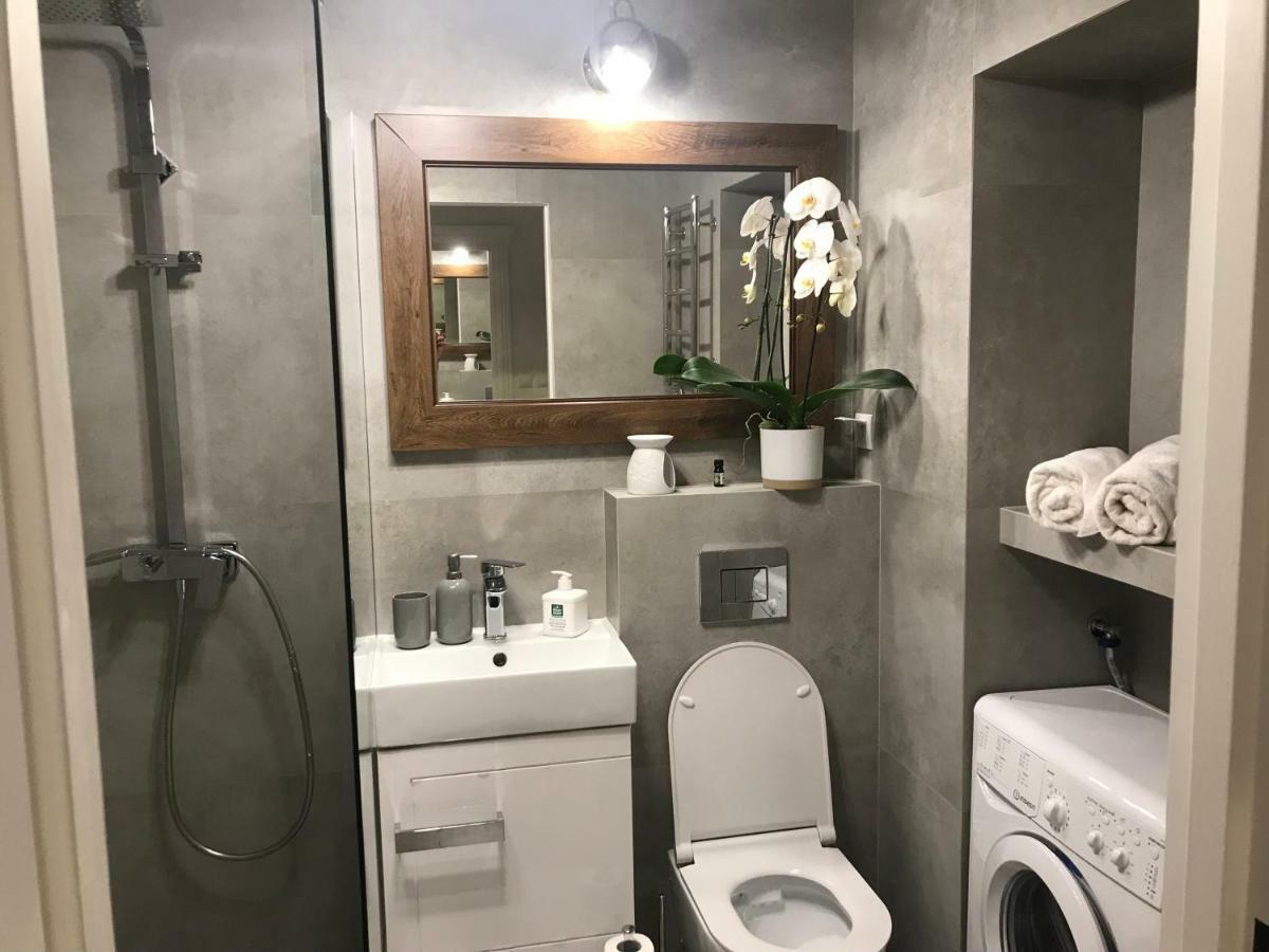 Ferienwohnung Stare Miasto Swietojerska 12 Warschau Exterior foto