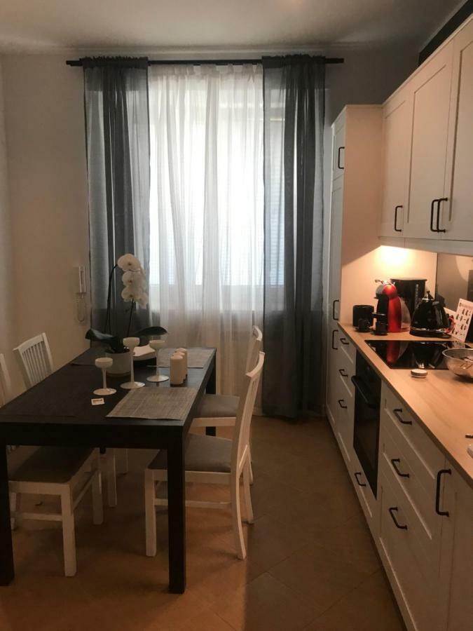 Ferienwohnung Stare Miasto Swietojerska 12 Warschau Exterior foto