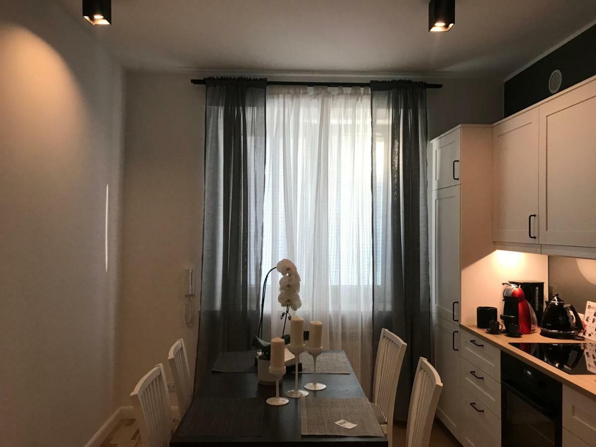 Ferienwohnung Stare Miasto Swietojerska 12 Warschau Exterior foto
